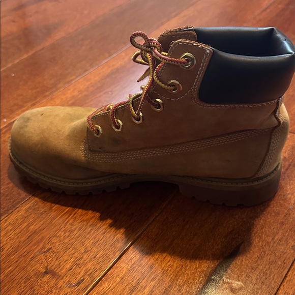 Timberland Classic Wheat Boots with Collar Men’s 7 - Picture 3 of 11